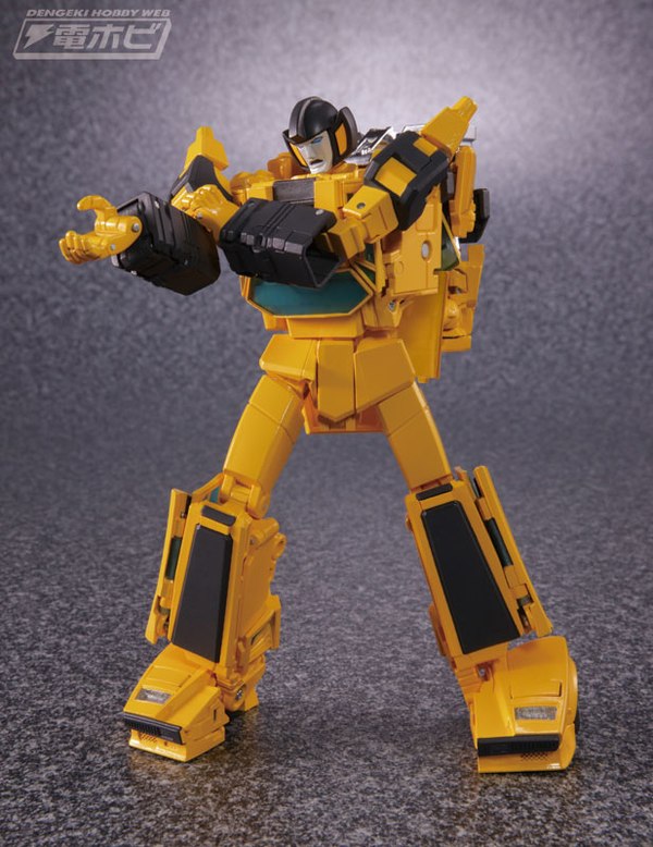 Masterpiece Sunstreaker MP 39 Stock Photo Glamour Shots 08 (8 of 16)